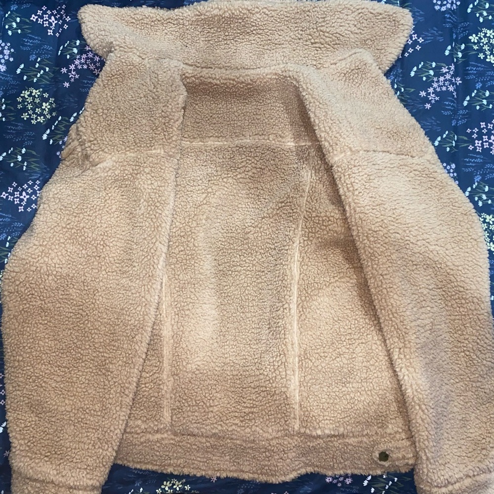 Ugg Sherpa jacket brand new - Picture 4 of 7